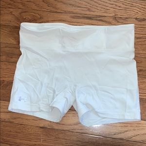 White underarmour spandex